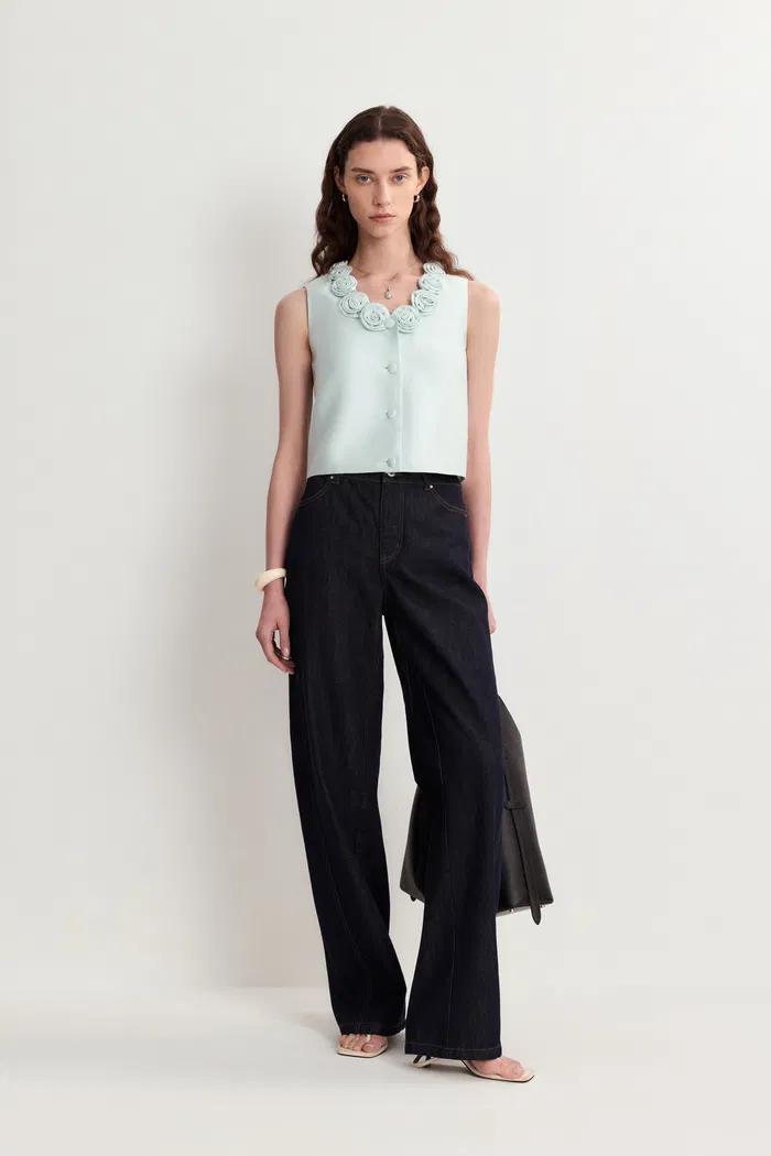 3862-loira-3d-handmade-floral-vest-top-in-silk-wool-satin-1.webp