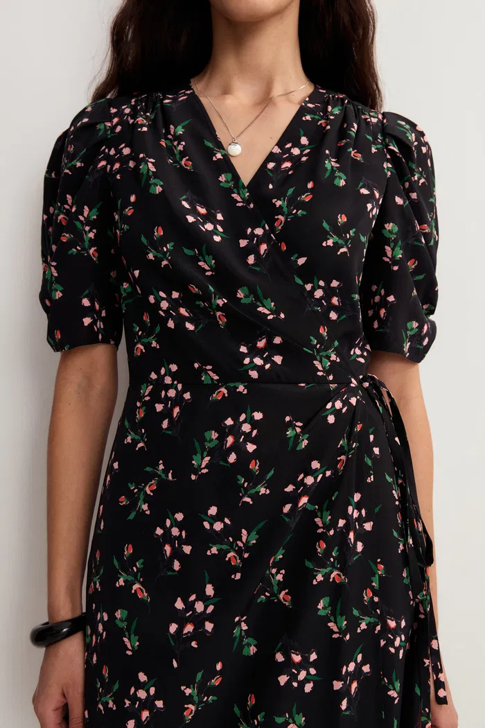 3894-teana-v-neck-floral-dress-in-mulberry-silk-crepe-1.webp