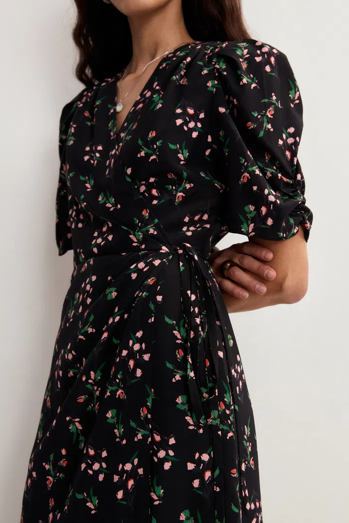 3894-teana-v-neck-floral-dress-in-mulberry-silk-crepe-1.webp