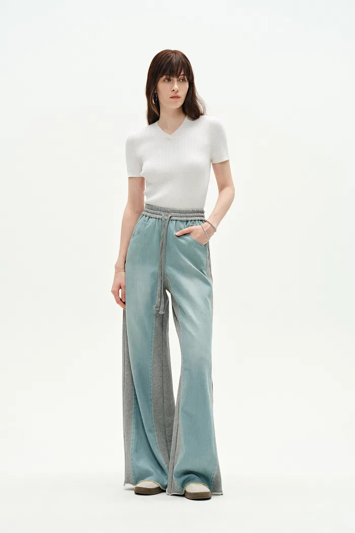 3902-sereta-wide-leg-denim-jeans-in-cotton-jersey-1.webp