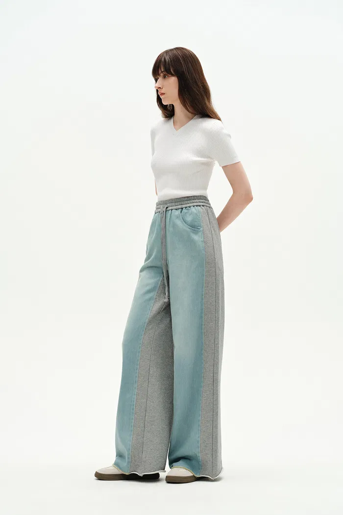 3902-sereta-wide-leg-denim-jeans-in-cotton-jersey-1.webp
