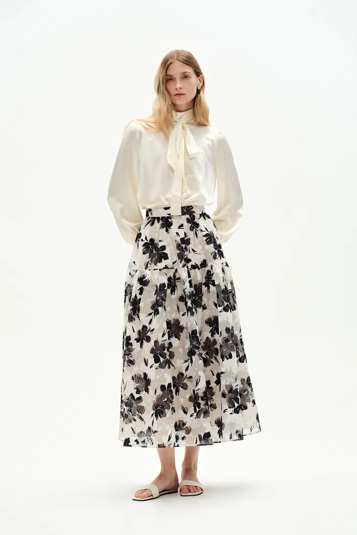 3912-rhea-jacquard-print-skirt-in-heavy-jacquard-mesh-1.webp