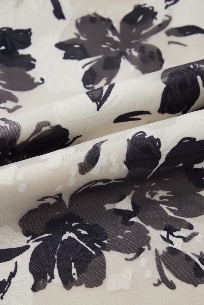 3912-rhea-jacquard-print-skirt-in-heavy-jacquard-mesh-1.webp