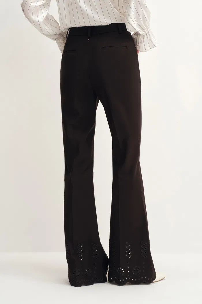 393-raelyn-wrinkle-resistant-casual-pants-in-four-way-stretch-fabric-1.webp