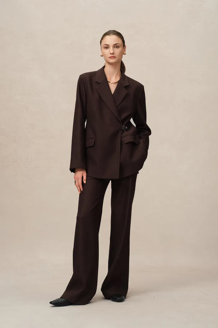 3936-babila-side-notched-lapel-blazer-in-fine-wool-twill-1.webp