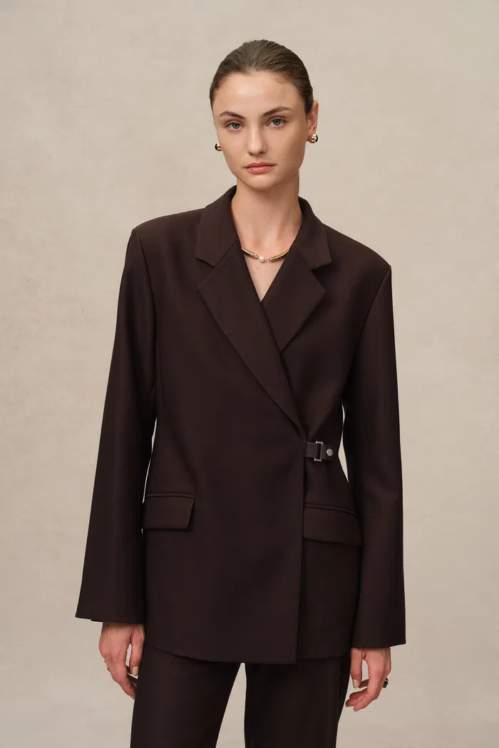 3936-babila-side-notched-lapel-blazer-in-fine-wool-twill-1.webp