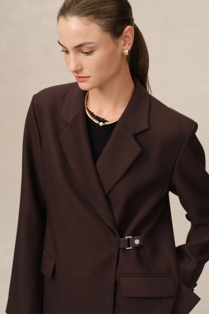 3936-babila-side-notched-lapel-blazer-in-fine-wool-twill-1.webp