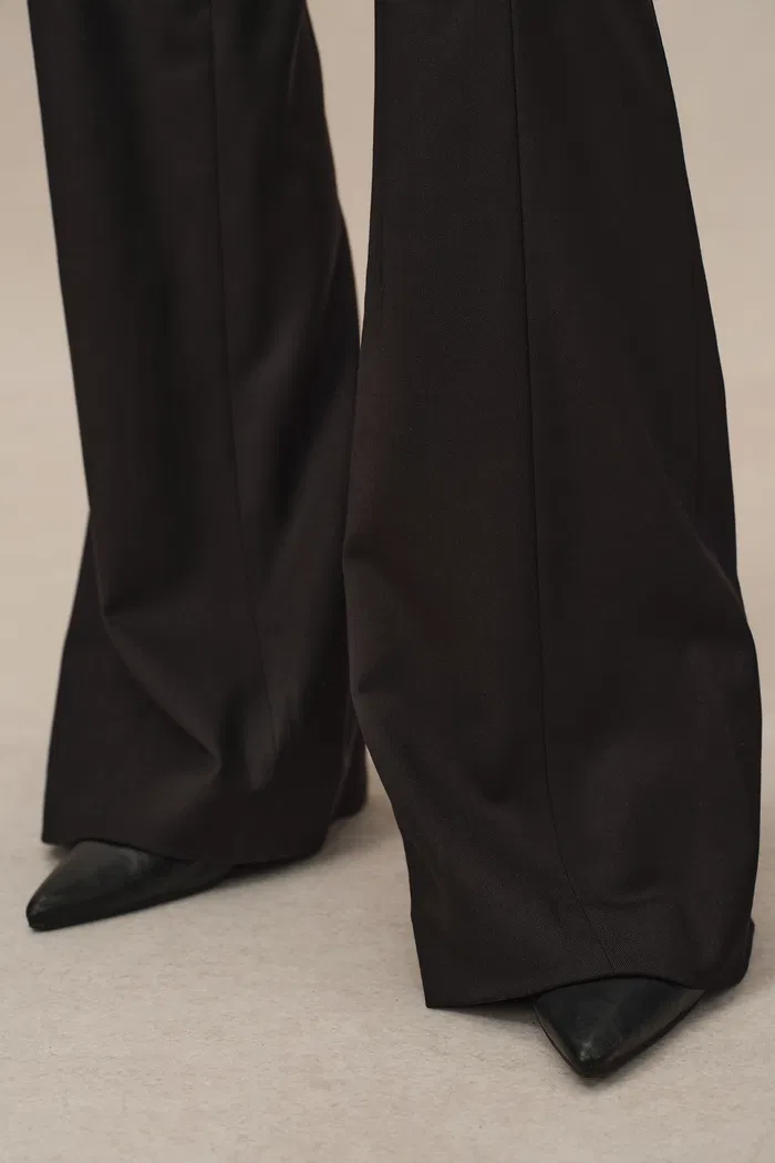 4014-chance-flared-suit-trousers-in-fine-wool-1.webp