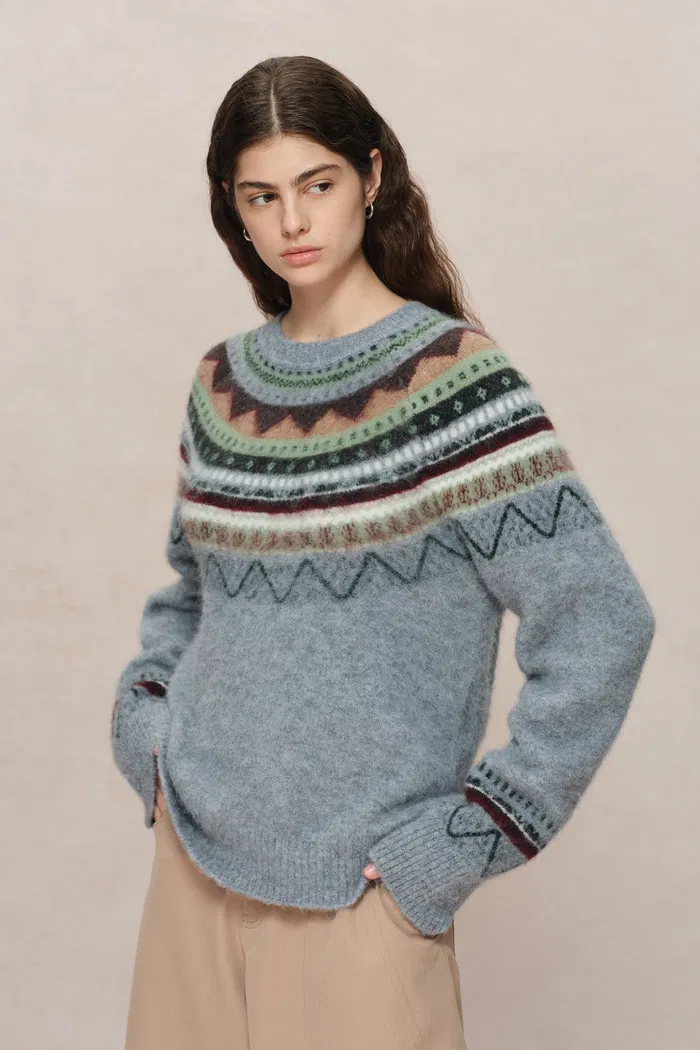 4076-islay-13-colors-fair-isle-pullover-sweater-in-baby-alpaca-knit-1.webp