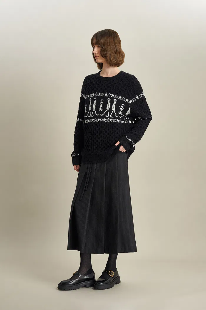 4132-star-walker-black-fair-isle-pullover-in-wool-pom-pom-yarn-knit-1.webp