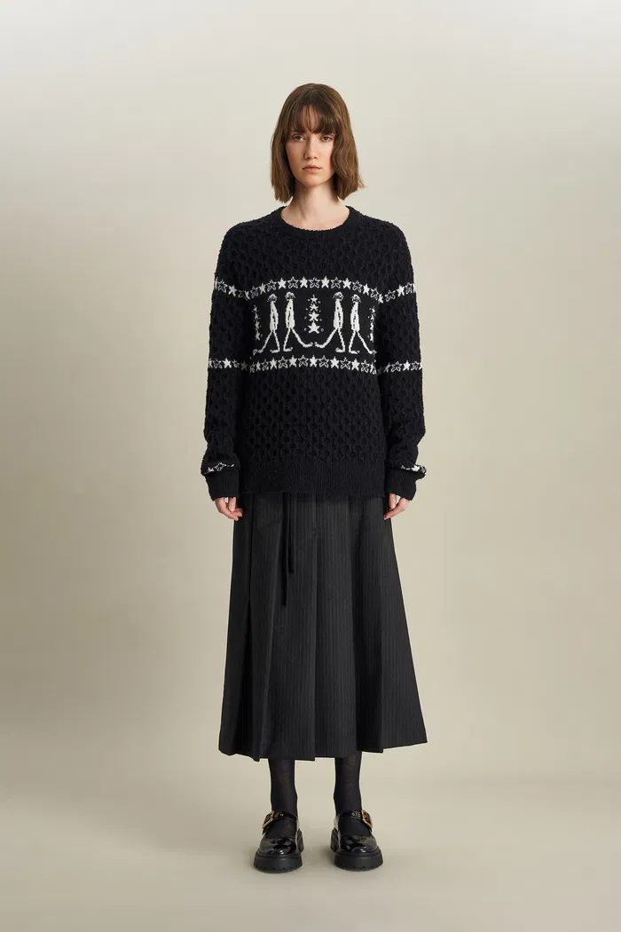 4132-star-walker-black-fair-isle-pullover-in-wool-pom-pom-yarn-knit-1.webp