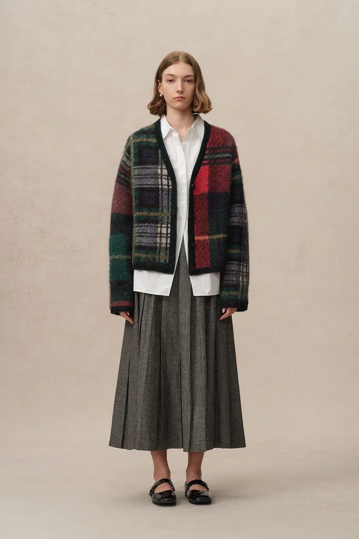 4140-scottic-plaid-jacquard-cardigan-in-baby-alpaca-merino-blend-1.webp