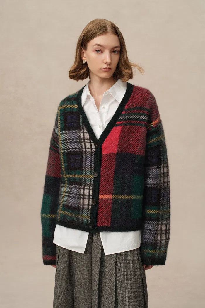 4140-scottic-plaid-jacquard-cardigan-in-baby-alpaca-merino-blend-1.webp