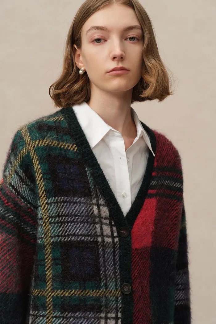 4140-scottic-plaid-jacquard-cardigan-in-baby-alpaca-merino-blend-1.webp