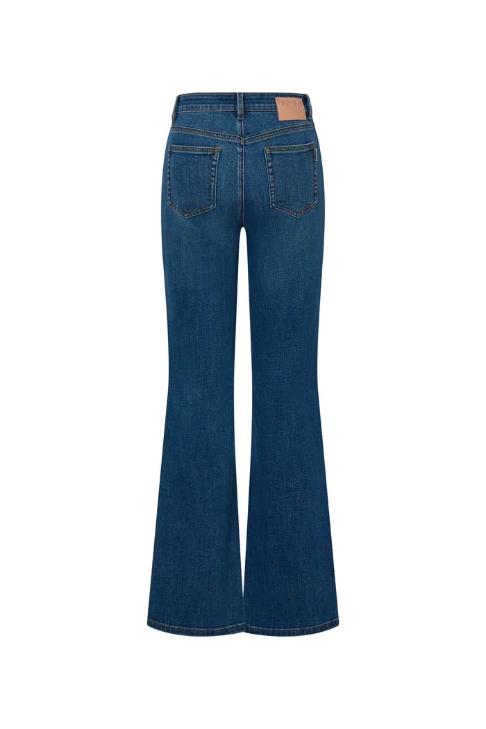 4160-nora-cropped-flare-jeans-in-stretch-denim-1.webp