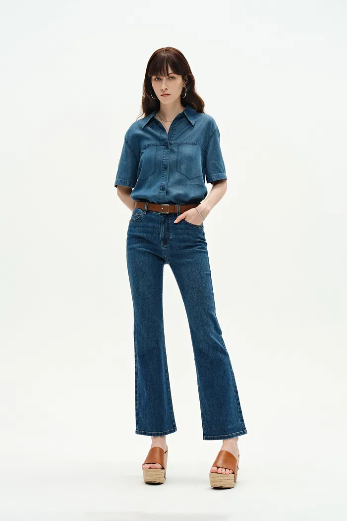 4160-nora-cropped-flare-jeans-in-stretch-denim-1.webp