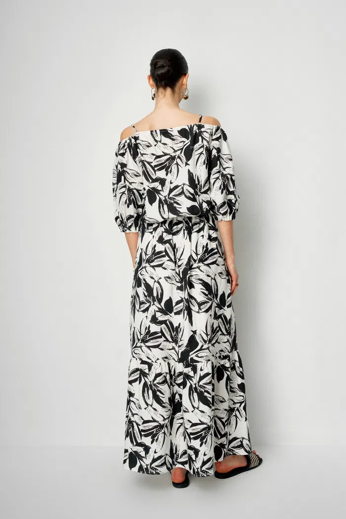4354-samira-adjustable-strap-top-and-maxi-skirt-matching-set-in-linen-1.webp