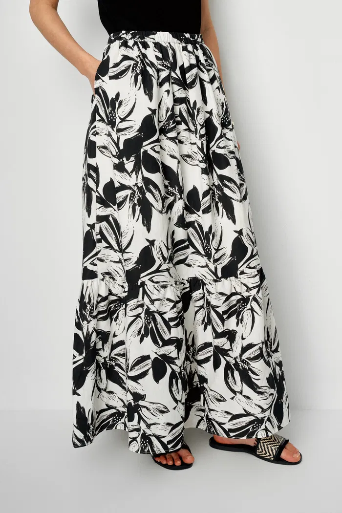 4354-samira-adjustable-strap-top-and-maxi-skirt-matching-set-in-linen-1.webp