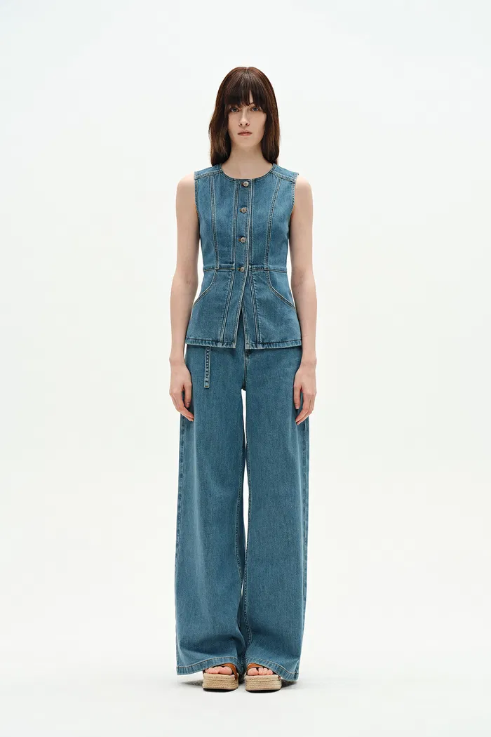 4362-selena-sleeveless-vest-top-in-technical-lyocell-denim-1.webp