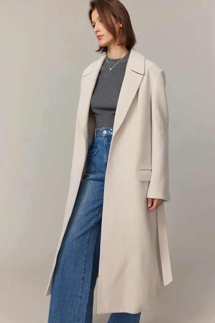 4378-ros-hand-stitched-sculpted-coat-in-wool-alpaca-blend-1.webp
