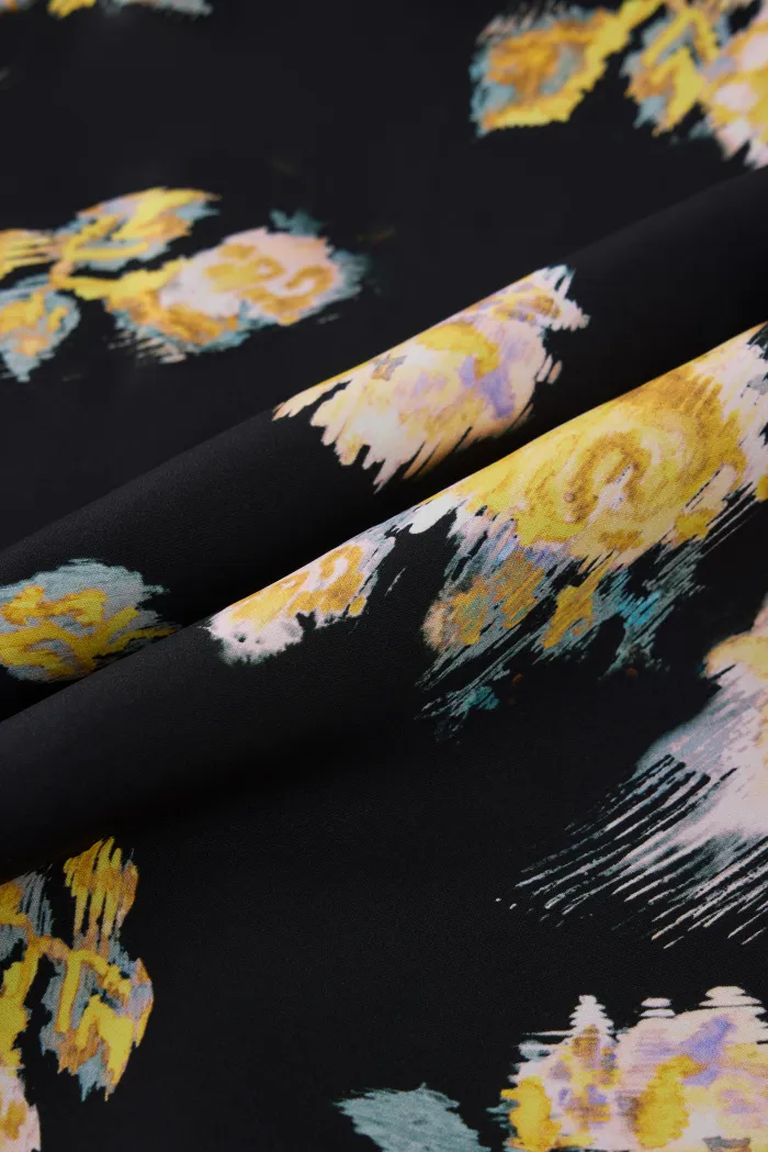 4410-athena-roses-print-skirt-in-22mm-mulberry-silk-1.webp