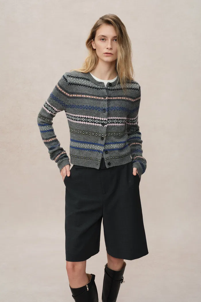 4418-alice-short-cardigan-in-merino-wool-knit-1.webp