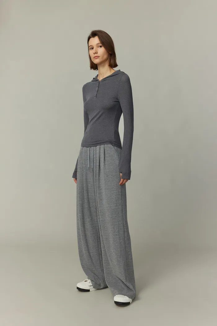 4454-basic-fitted-hoodie-top-in-tencel-wool-knit-1.webp