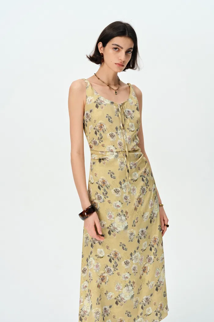 4498-doris-hand-painted-watercolor-inspired-rose-print-summer-dress-1.webp