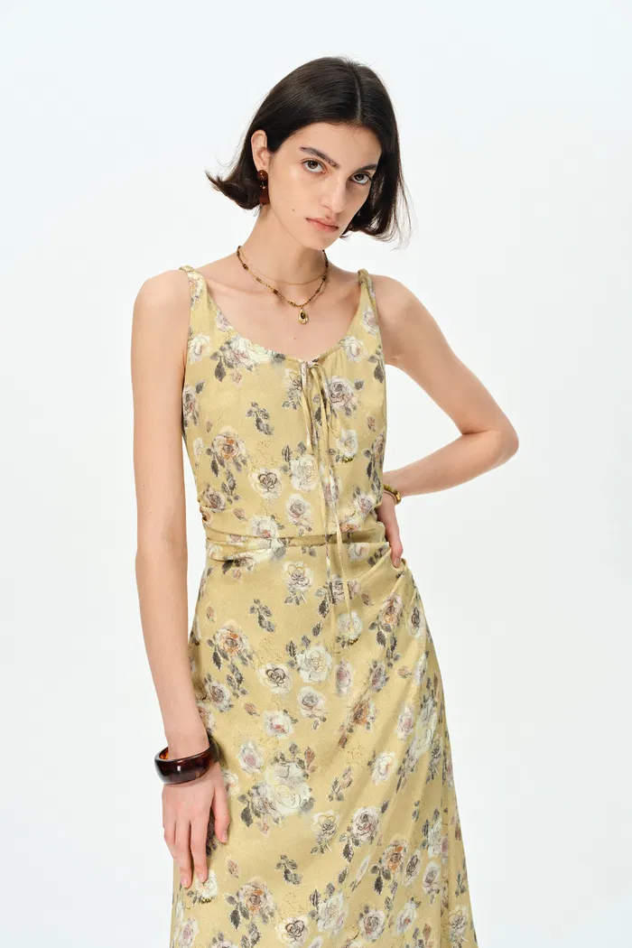 4498-doris-hand-painted-watercolor-inspired-rose-print-summer-dress-1.webp