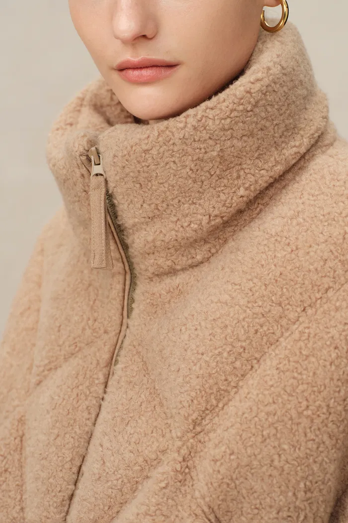 4590-cropy-cropped-stand-collar-duck-down-puffer-jacket-in-fluffy-teddy-fleece-1.webp
