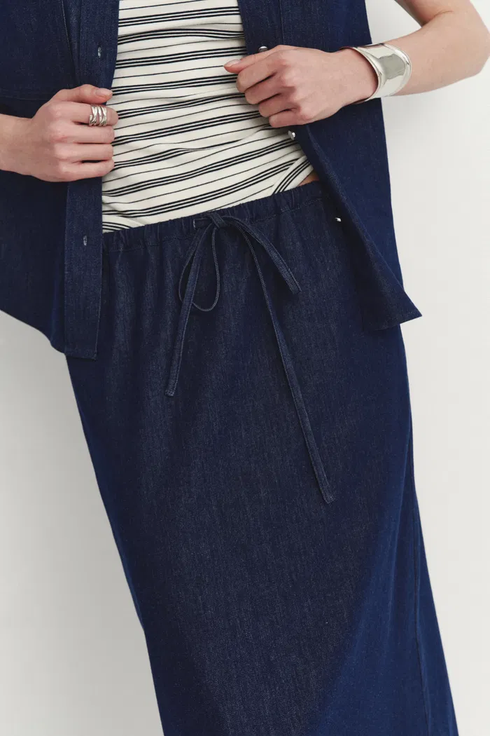 4616-giulia-lightweight-sleeveless-top-and-midi-skirt-in-linen-cotton-denim-1.webp