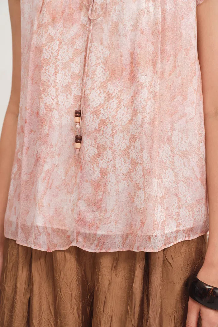 4654-gracia-printed-sleeveless-blouse-in-crepe-georgette-1.webp