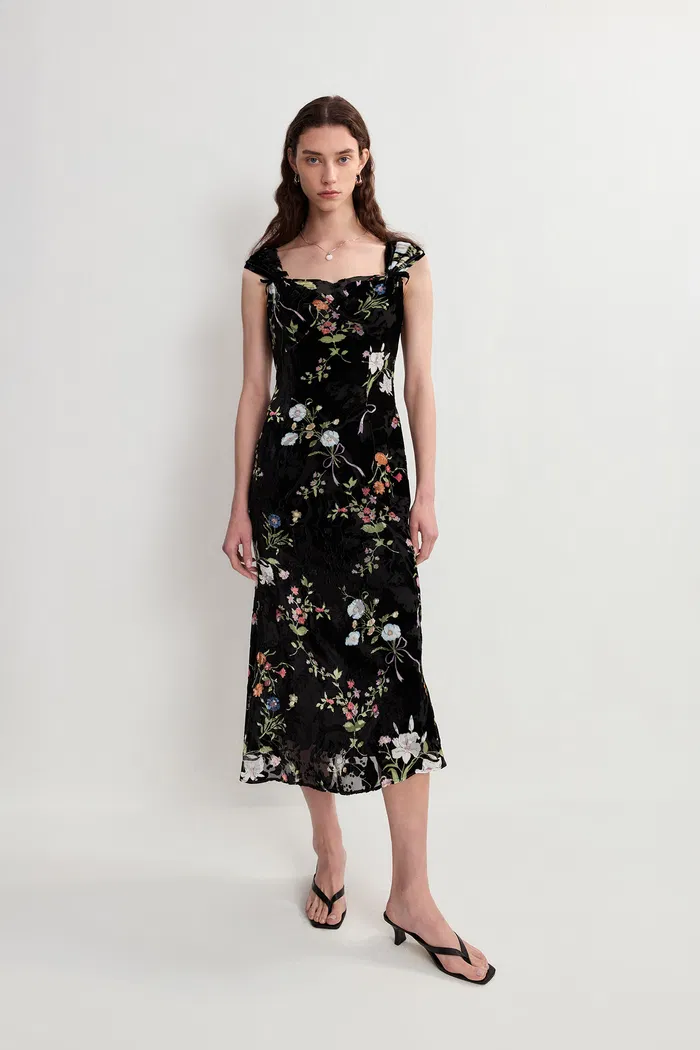 4686-josephine-silk-velvet-burnout-mermaid-dress-1.webp