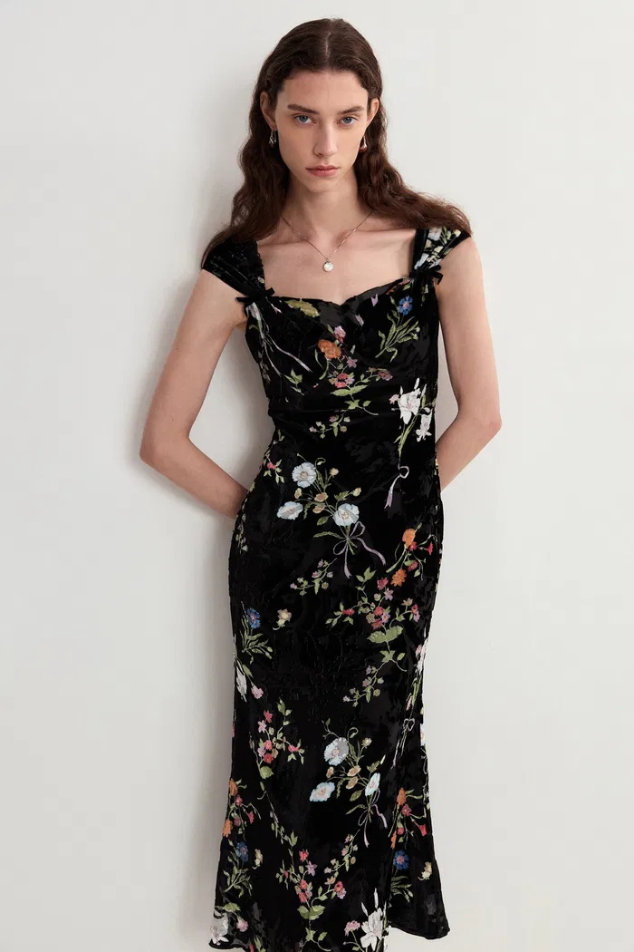 4686-josephine-silk-velvet-burnout-mermaid-dress-1.webp