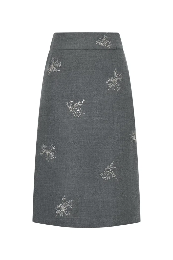 4710-beading-wrinkle-resistant-embroidered-skirt-in-fine-worsted-wool-1.webp
