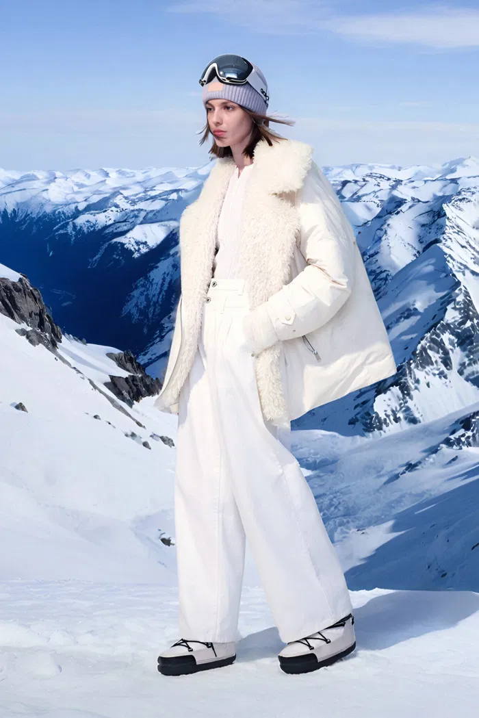 4726-kat-white-water-repellent-goose-down-fur-jacket-in-cotton-like-fabric-1.webp
