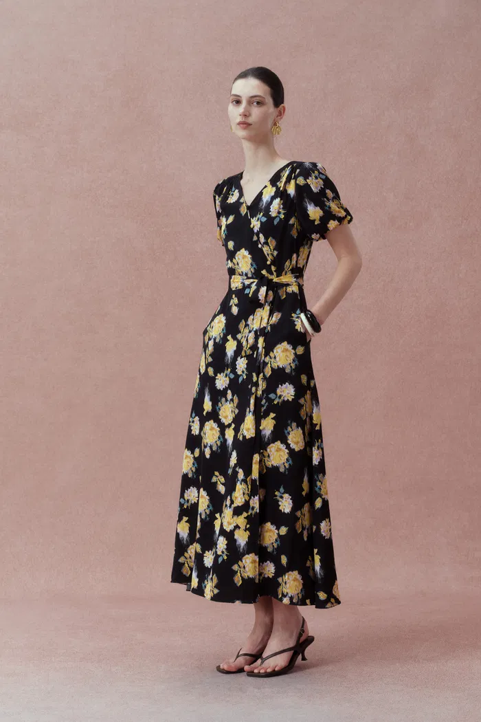 4750-cecilie-short-sleeve-flora-dress-1.webp