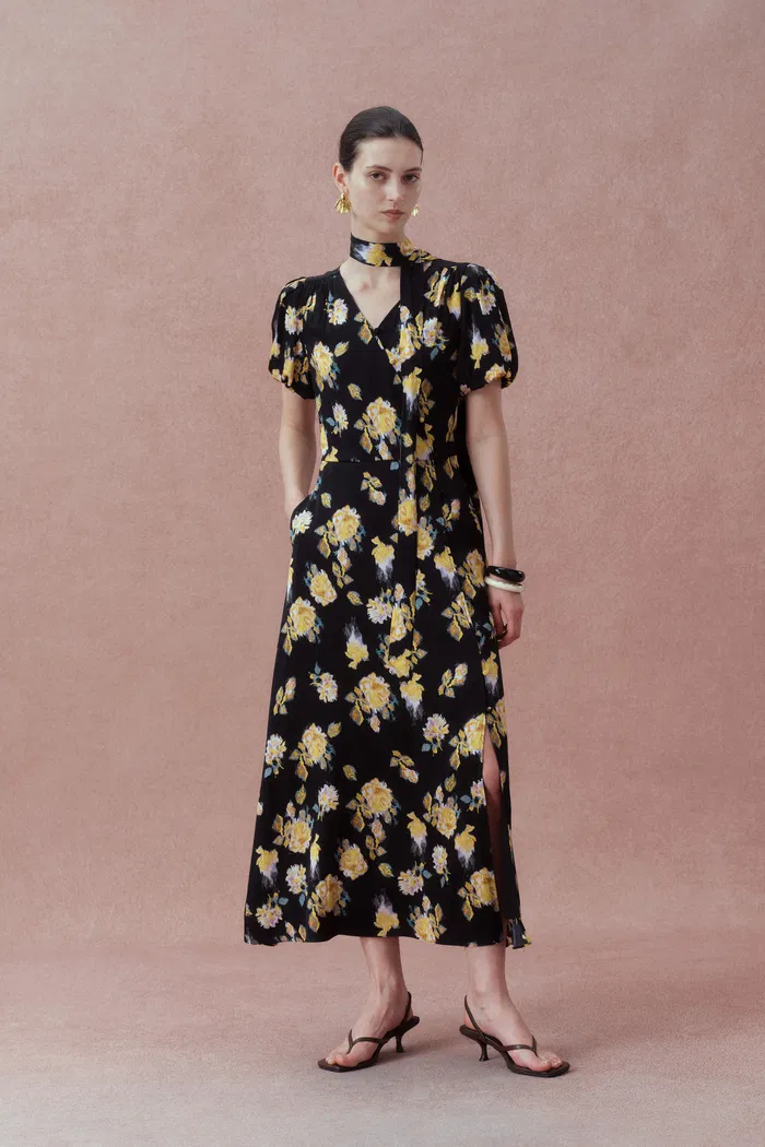 4750-cecilie-short-sleeve-flora-dress-1.webp