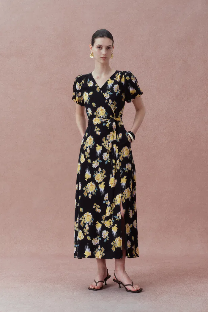 4750-cecilie-short-sleeve-flora-dress-1.webp