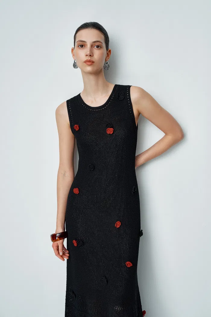 4879-ellie-black-sleeveless-floral-crochet-dress-in-cotton-linen-knit-1.webp
