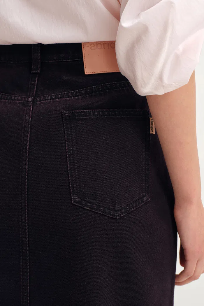 4935-clo-black-reddish-skirt-in-cotton-denim-1.webp