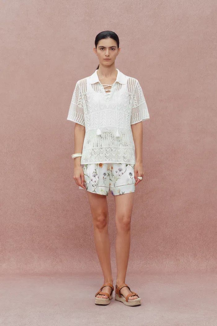 4985-perla-hand-painted-flora-shorts-in-tencel-ramie-1.webp