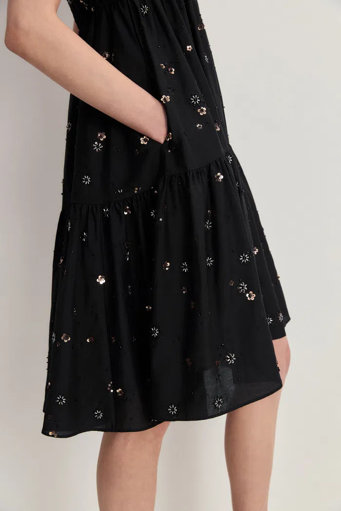 5007-lilly-sequin-bead-embroidered-dress-in-beaded-wool-blend-1.webp