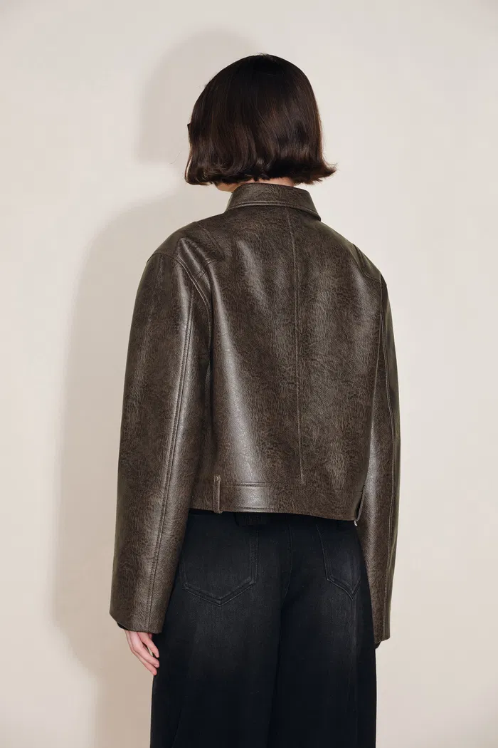 5051-lizzie-short-biker-jacket-in-faux-leather-1.webp
