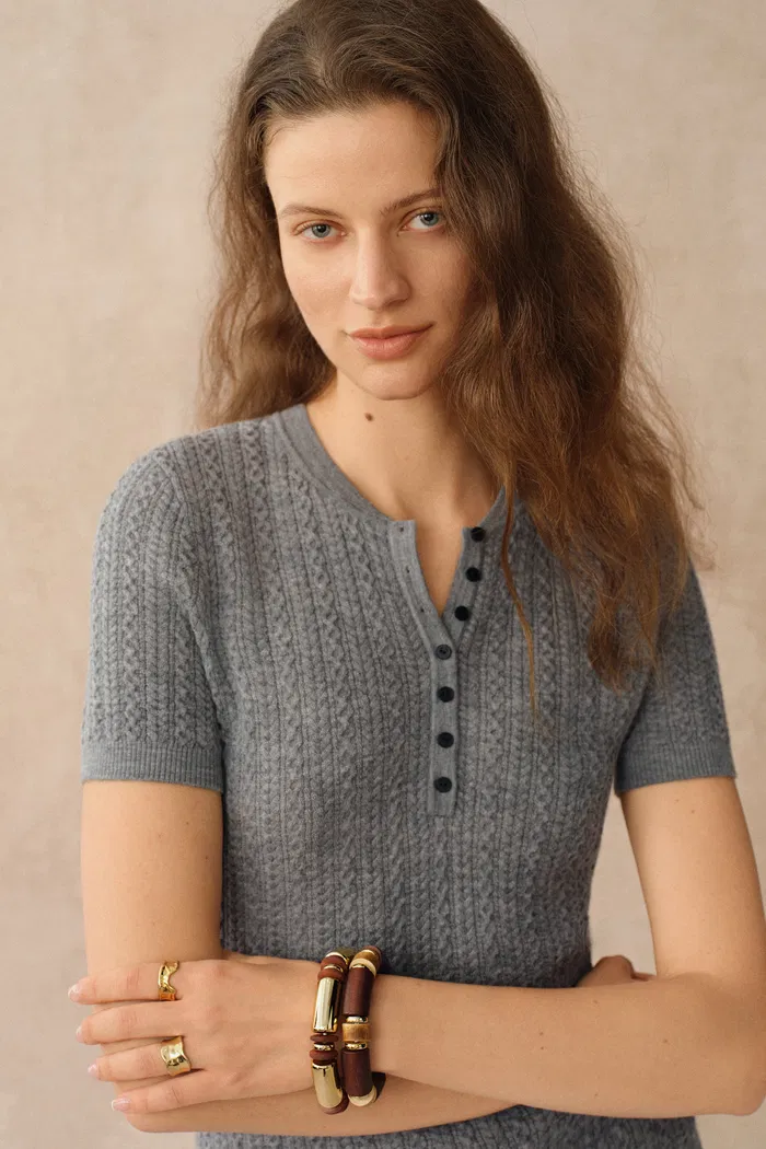 Zofia Henley Buttoned Top in Merino Wool