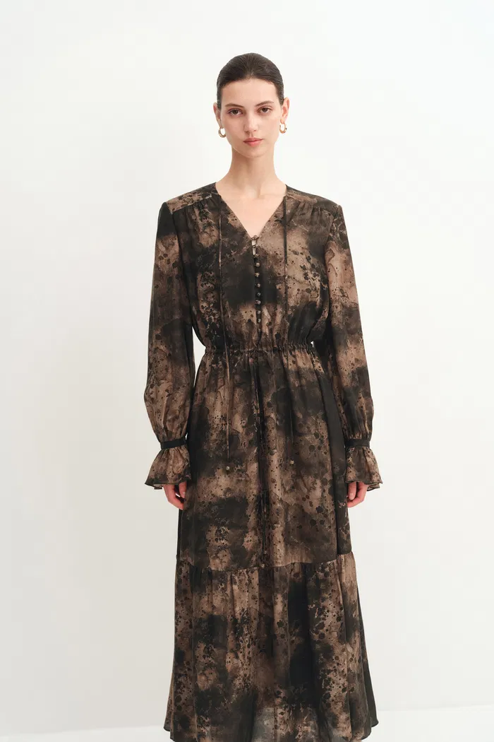5223-louise-ink-print-long-sleeve-maxi-dress-in-cupro-1.webp