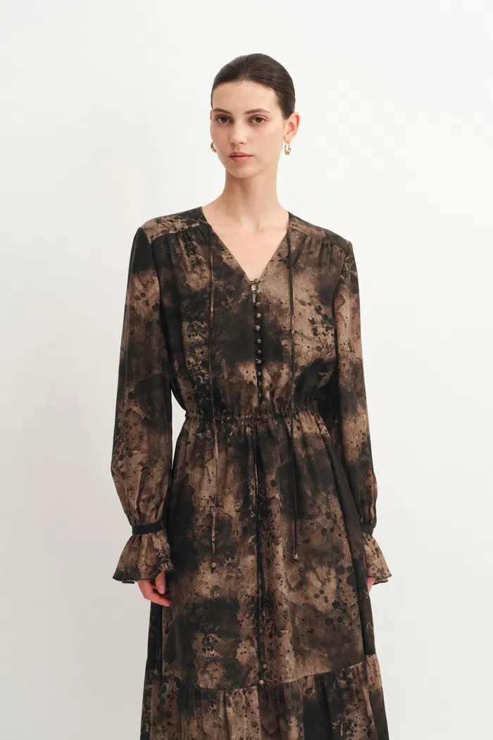 5223-louise-ink-print-long-sleeve-maxi-dress-in-cupro-1.webp