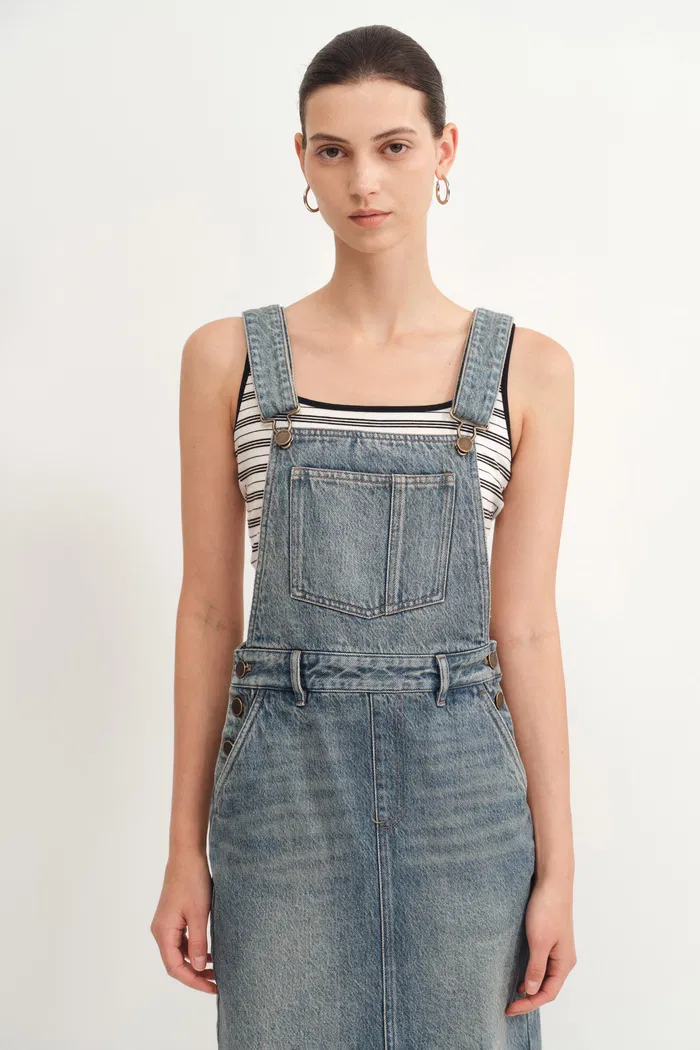 5231-quella-overalls-short-dress-in-cotton-denim-1.webp