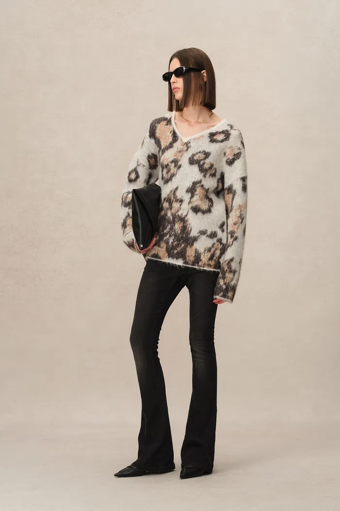 5259-elsie-leopard-print-sweater-in-baby-alpaca-blend-knit-1.webp