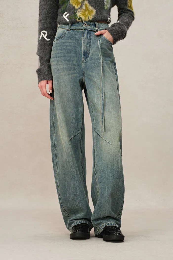 5337-skylar-denim-tie-belted-barrel-leg-jeans-in-washed-cotton-denim-1.webp